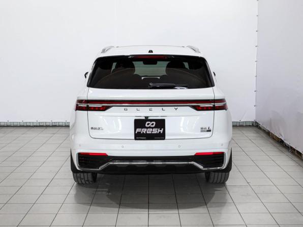 Geely Monjaro I Рестайлинг 2 с пробегом 2025 года, цена 3 599 000 рублей, 27363 км, внедорожник, Автокод Объявления