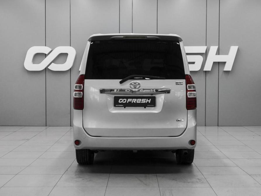 Toyota Noah II (R70) Ростов-на-Дону  - изображение 4