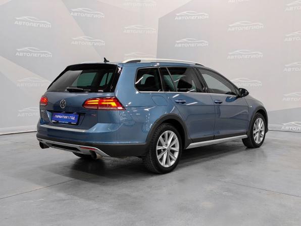 Volkswagen Golf VII с пробегом 2015 года, цена 1 550 000 рублей, 248000 км, универсал, Автокод Объявления