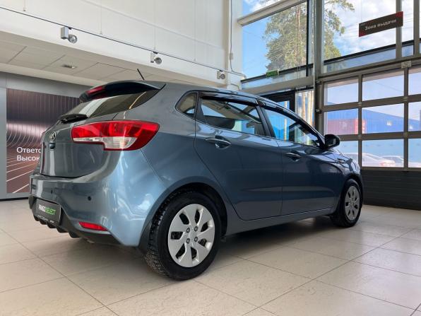 Kia Rio III Рестайлинг с пробегом 2015 года, цена 989 000 рублей, 132392 км, хэтчбек, Автокод Объявления