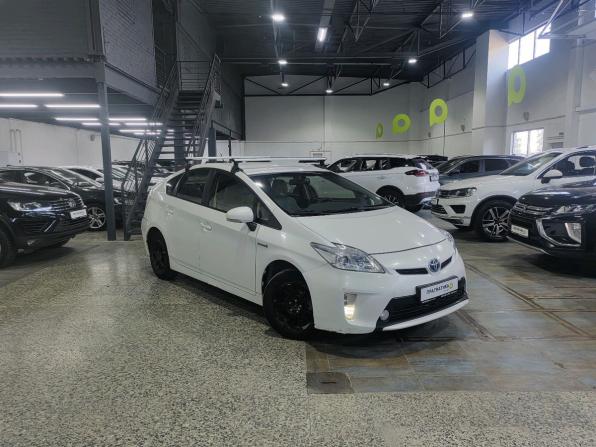 Toyota Prius III Рестайлинг (XW30) с пробегом 2012 года, цена 1 150 000 рублей, 239661 км, лифтбек, Автокод Объявления