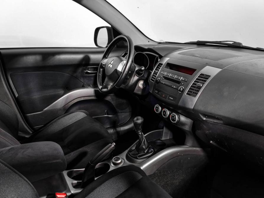 Mitsubishi Outlander II Санкт-Петербург  - изображение 13