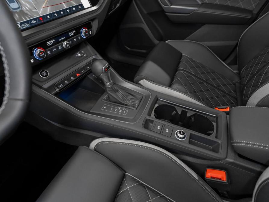 Audi Q3 II (F3) Москва  - изображение 14