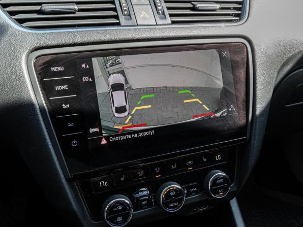 Skoda Octavia III (A7) Рестайлинг с пробегом 2018 года, цена 2 295 000 рублей, 85607 км, лифтбек, Автокод Объявления