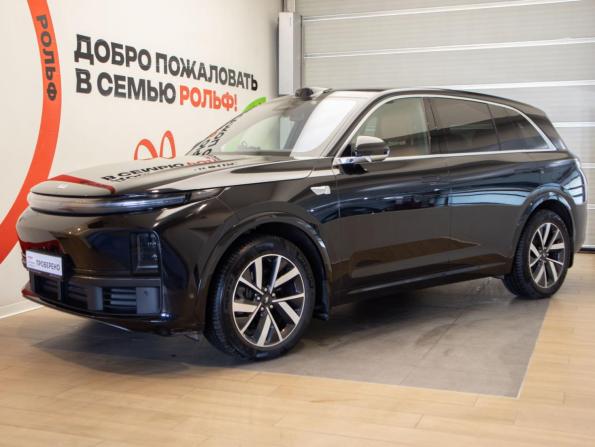 Li Auto (Lixiang) L7 I с пробегом 2023 года, цена 6 150 000 рублей, 26123 км, внедорожник, Автокод Объявления