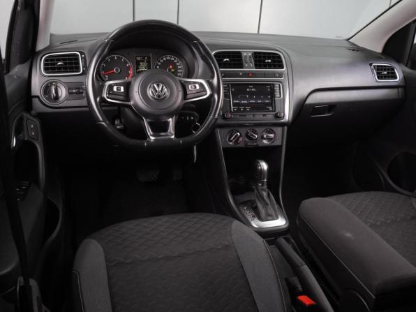 Volkswagen Polo V Рестайлинг с пробегом 2019 года, цена 1 113 000 рублей, 203907 км, седан, Автокод Объявления