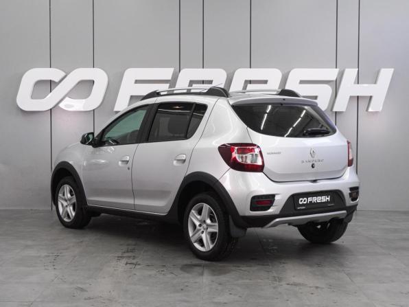 Renault Sandero II с пробегом 2016 года, цена 880 000 рублей, 229980 км, хэтчбек, Автокод Объявления