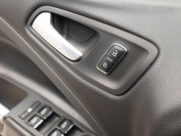 Ford Kuga II с пробегом 2013 года, цена 1 095 000 рублей, 219612 км, внедорожник, Автокод Объявления