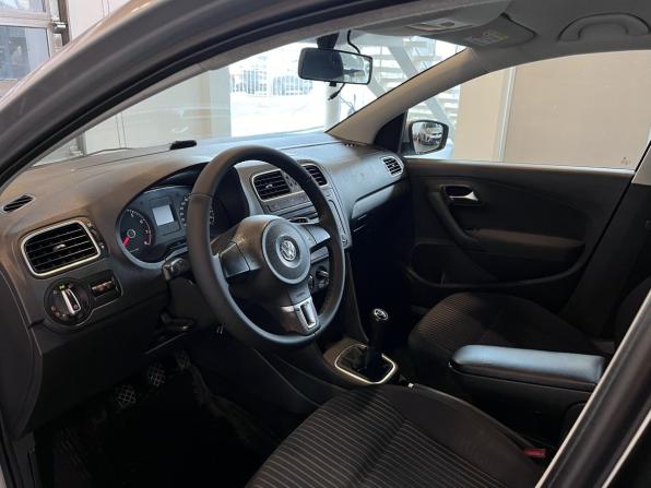 Volkswagen Polo V с пробегом 2011 года, цена 590 000 рублей, 223784 км, седан, Автокод Объявления