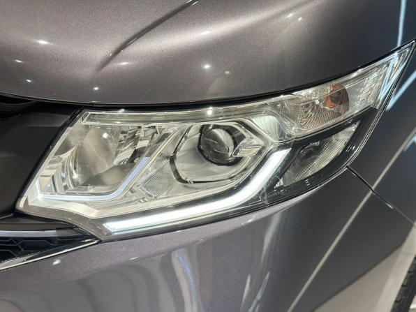 Honda Stepwgn V с пробегом 2016 года, цена 1 750 000 рублей, 201000 км, минивэн, Автокод Объявления