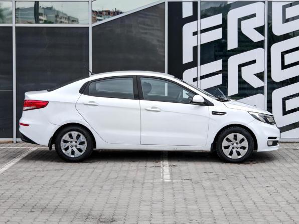 Kia Rio III Рестайлинг с пробегом 2016 года, цена 710 000 рублей, 189561 км, седан, Автокод Объявления