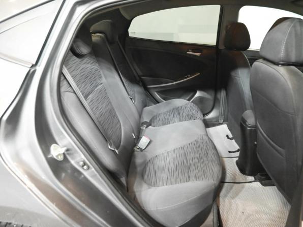Hyundai Solaris I Рестайлинг с пробегом 2014 года, цена 970 000 рублей, 292156 км, седан, Автокод Объявления