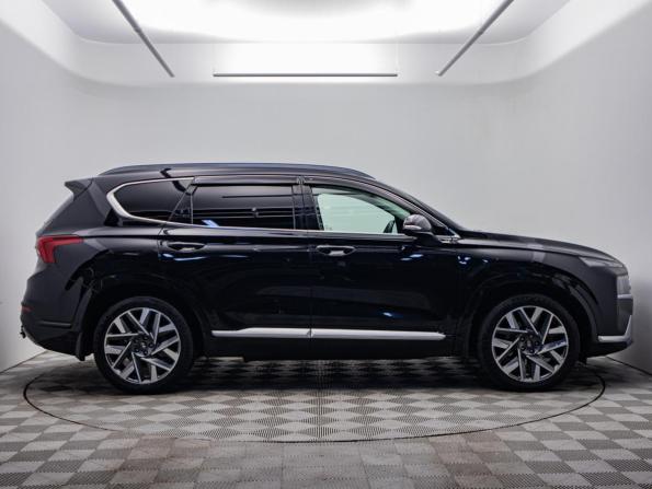 Hyundai Santa Fe IV Рестайлинг с пробегом 2021 года, цена 3 350 000 рублей, 115384 км, внедорожник, Автокод Объявления