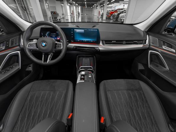 BMW X1 III (U11/U12) с пробегом 2025 года, цена 5 800 000 рублей, 903 км, внедорожник, Автокод Объявления