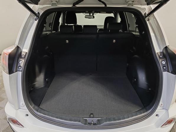 Toyota RAV4 IV (XA40) Рестайлинг с пробегом 2019 года, цена 2 799 000 рублей, 130001 км, внедорожник, Автокод Объявления