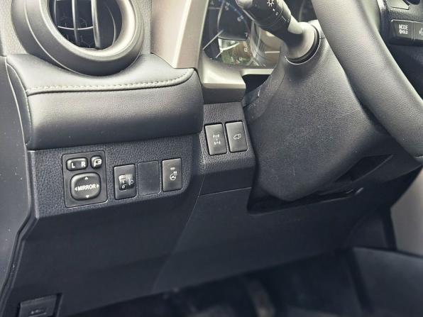 Toyota RAV4 IV (XA40) Рестайлинг с пробегом 2016 года, цена 2 300 000 рублей, 107598 км, внедорожник, Автокод Объявления