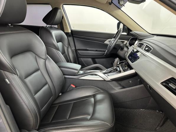 Geely Atlas I с пробегом 2019 года, цена 1 570 000 рублей, 67784 км, внедорожник, Автокод Объявления