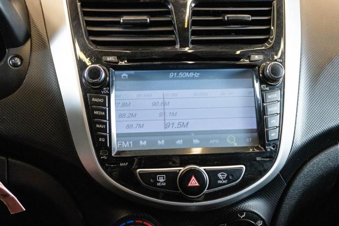 Hyundai Solaris I с пробегом 2014 года, цена 800 000 рублей, 143770 км, седан, Автокод Объявления