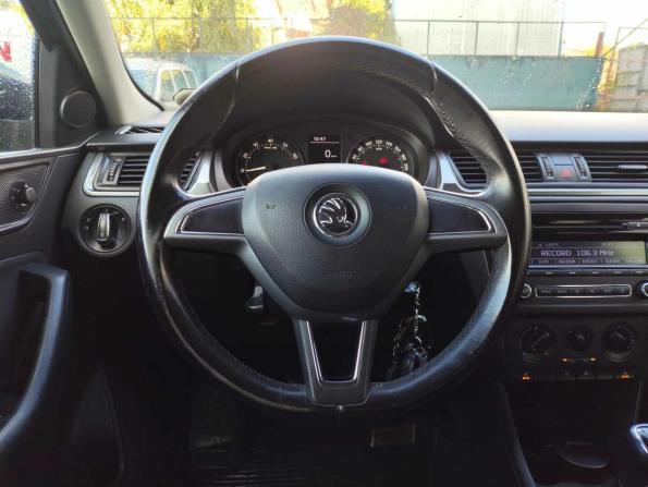 Skoda Rapid I с пробегом 2014 года, цена 830 000 рублей, 183179 км, лифтбек, Автокод Объявления