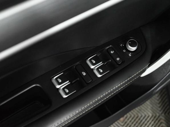 Geely Coolray I с пробегом 2023 года, цена 1 990 000 рублей, 48402 км, внедорожник, Автокод Объявления