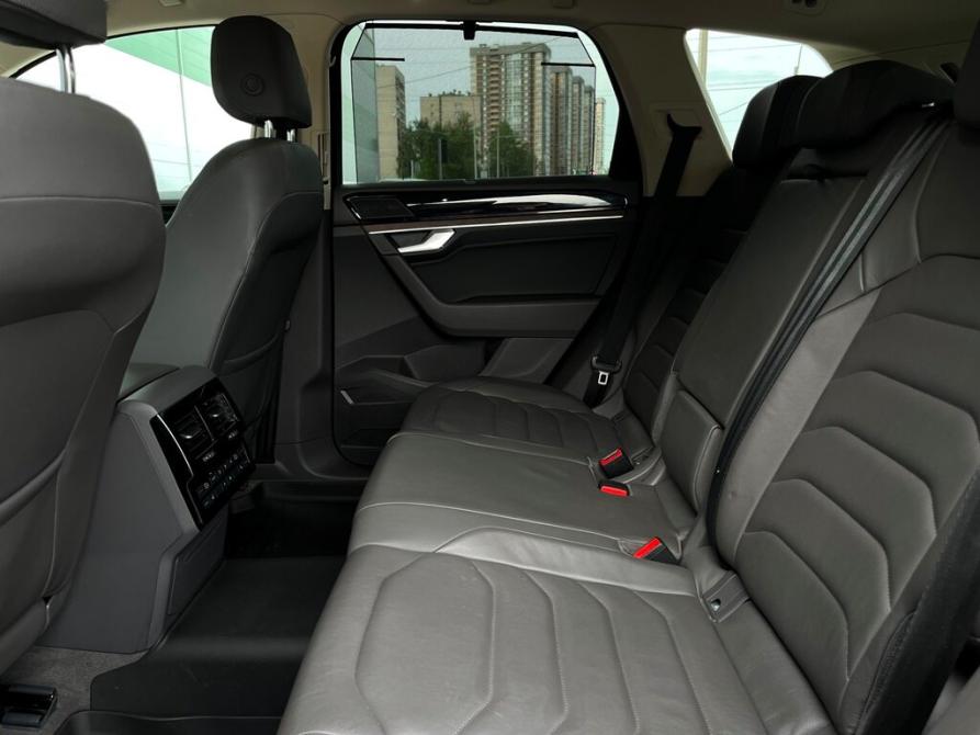 Volkswagen Touareg III Санкт-Петербург  - изображение 11