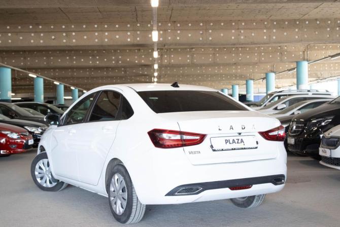 Lada (ВАЗ) Vesta I Рестайлинг (NG) с пробегом 2024 года, цена 1 259 000 рублей, 44508 км, седан, Автокод Объявления