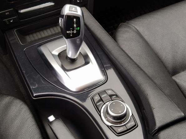 BMW 5 серии V (E60/E61) Рестайлинг с пробегом 2009 года, цена 1 200 000 рублей, 229400 км, седан, Автокод Объявления