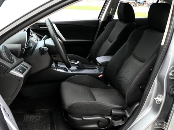 Mazda 3 II (BL) Рестайлинг с пробегом 2013 года, цена 999 000 рублей, 204748 км, седан, Автокод Объявления