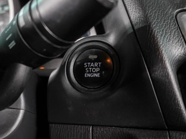 Mazda 3 III (BM) с пробегом 2014 года, цена 1 099 000 рублей, 233314 км, седан, Автокод Объявления