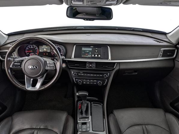 Kia Optima IV Рестайлинг с пробегом 2018 года, цена 2 150 000 рублей, 78100 км, седан, Автокод Объявления