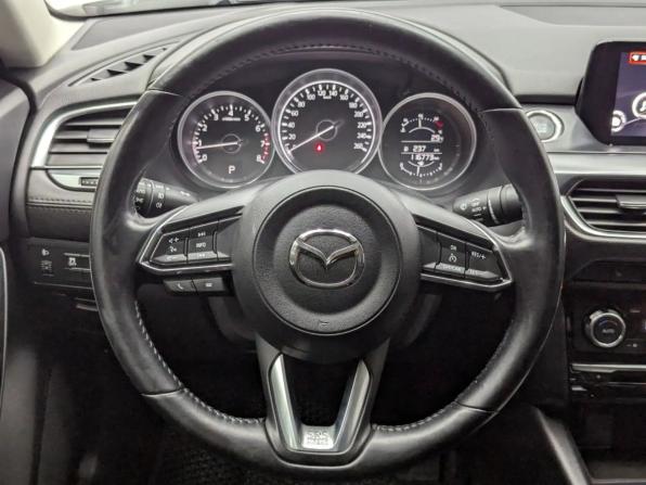 Mazda 6 III (GJ) Рестайлинг с пробегом 2017 года, цена 1 849 000 рублей, 116700 км, седан, Автокод Объявления
