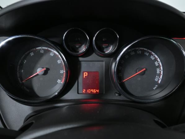 Opel Meriva B с пробегом 2013 года, цена 648 000 рублей, 211000 км, компактвэн, Автокод Объявления