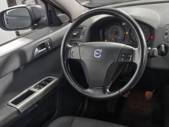 Volvo S40 II Рестайлинг с пробегом 2009 года, цена 492 000 рублей, 244145 км, седан, Автокод Объявления