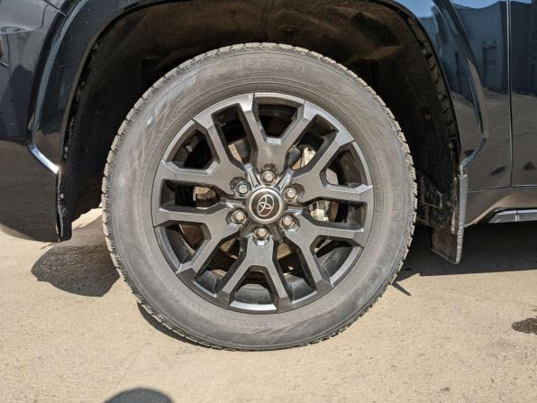 Toyota Sequoia III с пробегом 2023 года, цена 12 005 000 рублей, 34850 км, внедорожник, Автокод Объявления