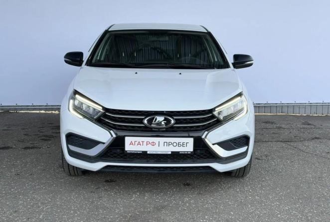 Lada (ВАЗ) Vesta I Рестайлинг (NG) с пробегом 2025 года, цена 1 375 000 рублей, 10032 км, седан, Автокод Объявления