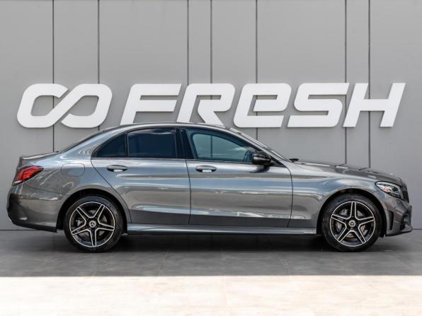 Mercedes-Benz C-Класс IV (W205) Рестайлинг с пробегом 2018 года, цена 2 990 000 рублей, 105753 км, седан, Автокод Объявления