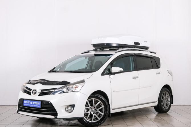 Toyota Verso I Рестайлинг с пробегом 2014 года, цена 1 899 000 рублей, 173000 км, компактвэн, Автокод Объявления