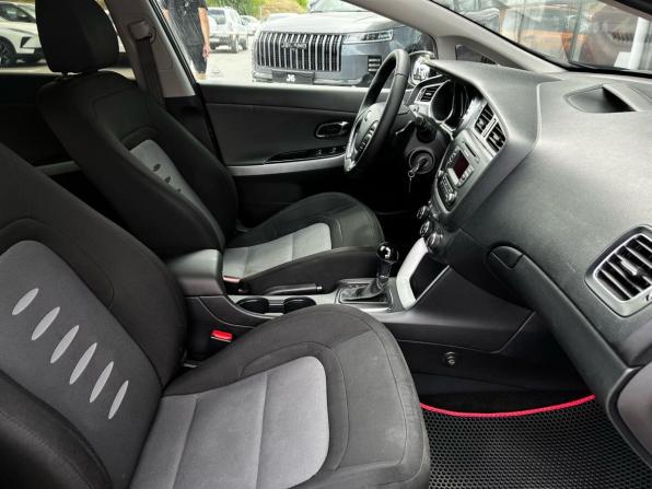 Kia Ceed II с пробегом 2014 года, цена 1 049 000 рублей, 159051 км, универсал, Автокод Объявления