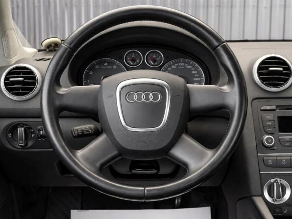 Audi A3 II (8P) Рестайлинг 2 с пробегом 2011 года, цена 897 000 рублей, 163358 км, хэтчбек, Автокод Объявления