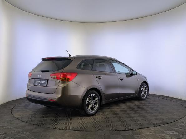 Kia Ceed II Рестайлинг с пробегом 2015 года, цена 1 175 000 рублей, 137553 км, универсал, Автокод Объявления