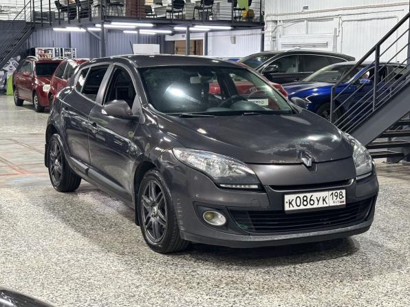 Renault Megane III Рестайлинг 2 с пробегом 2013 года, цена 650 000 рублей, 219571 км, хэтчбек, Автокод Объявления