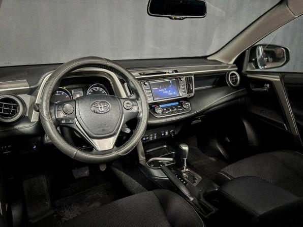Toyota RAV4 IV (XA40) Рестайлинг с пробегом 2017 года, цена 2 300 000 рублей, 127516 км, внедорожник, Автокод Объявления