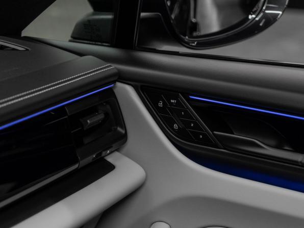 Porsche Macan II с пробегом 2026 года, цена 16 600 000 рублей, 34 км, внедорожник, Автокод Объявления