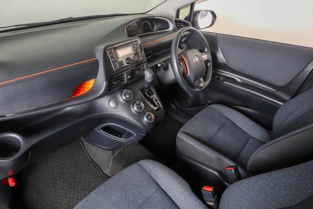 Toyota Sienta II Пермь  - изображение 12