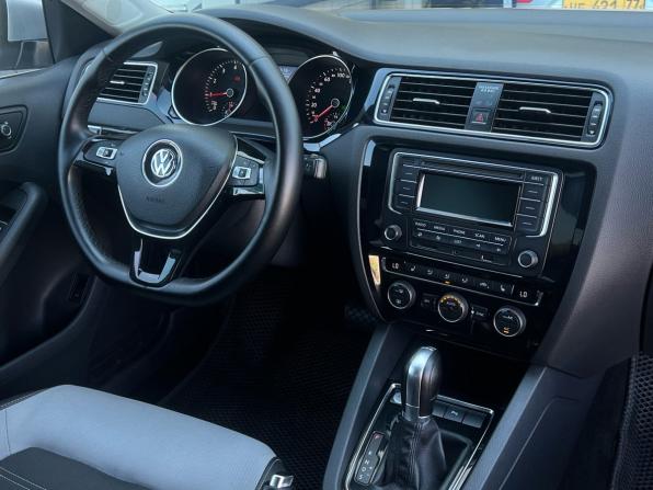 Volkswagen Jetta VI Рестайлинг с пробегом 2014 года, цена 1 350 000 рублей, 131141 км, седан, Автокод Объявления