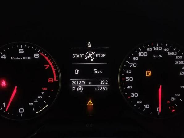 Audi A3 III (8V) с пробегом 2013 года, цена 930 000 рублей, 201000 км, хэтчбек, Автокод Объявления