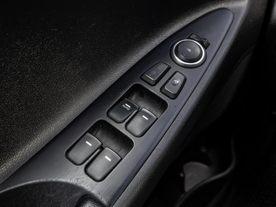 Hyundai Sonata VI (YF) Краснодар  - изображение 18