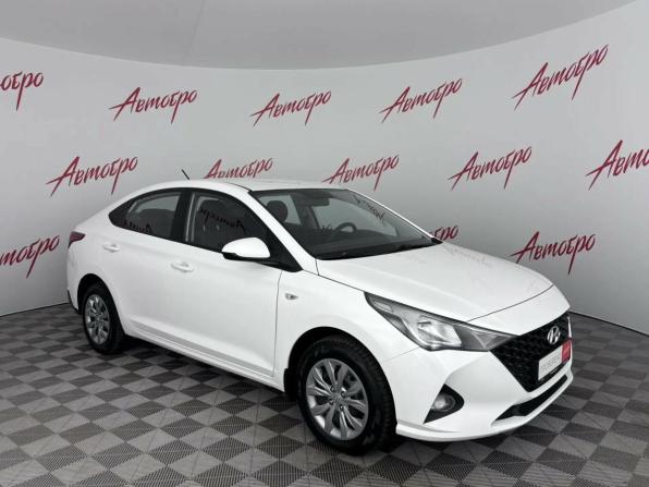 Hyundai Solaris II Рестайлинг с пробегом 2022 года, цена 1 499 000 рублей, 70117 км, седан, Автокод Объявления