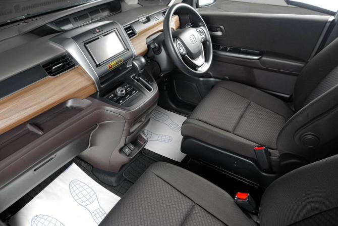 Honda Freed II Рестайлинг с пробегом 2021 года, цена 1 829 000 рублей, 101800 км, компактвэн, Автокод Объявления