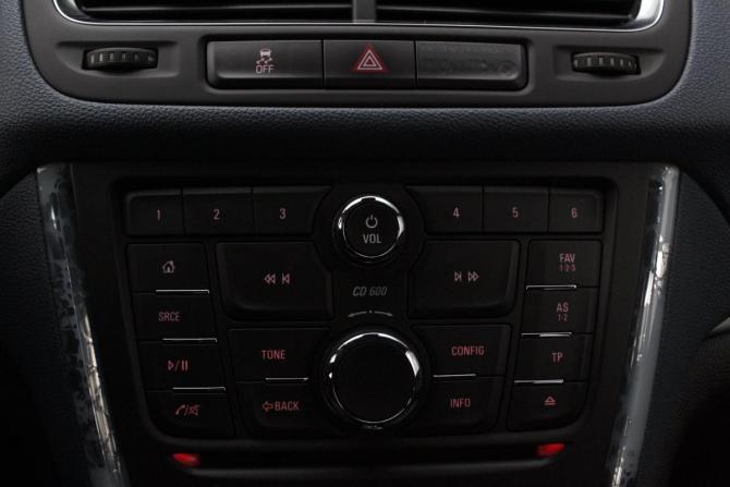 Opel Mokka I с пробегом 2014 года, цена 1 160 000 рублей, 159070 км, внедорожник, Автокод Объявления